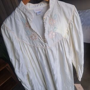 NEW Barbizon Vintage Floral Long Sleeve Nightgown Nightie Sleepwear Size Medium